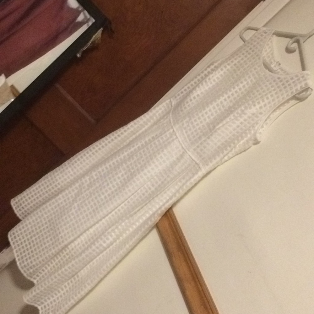 Super pretty white dress